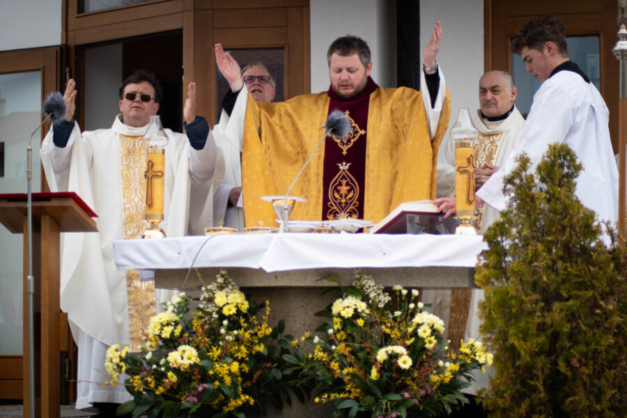 Czechy: Święto Bożego Miłosierdzia w Slavkovicach